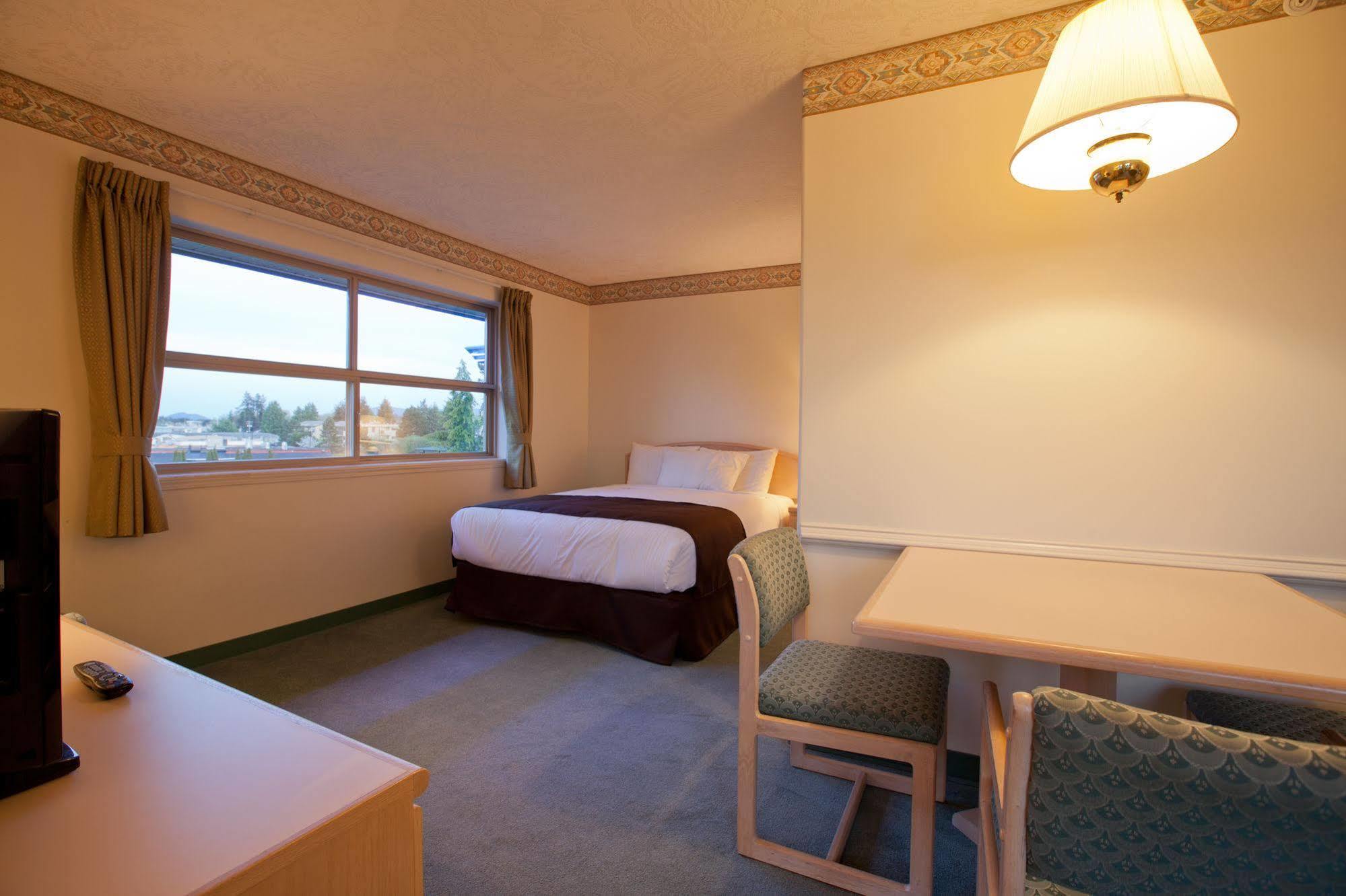 Coast Parksville Hotel Exterior foto