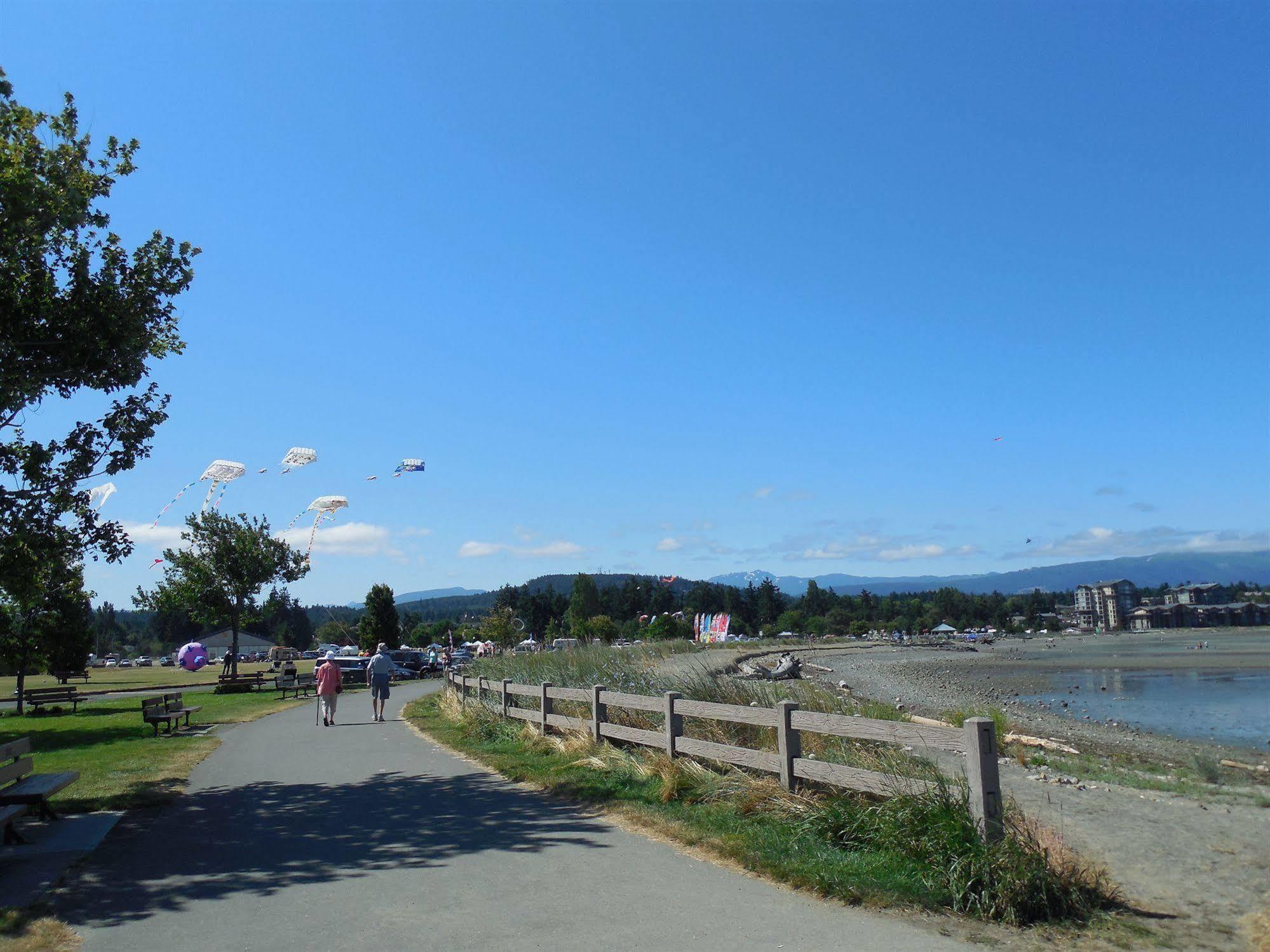 Coast Parksville Hotel Exterior foto